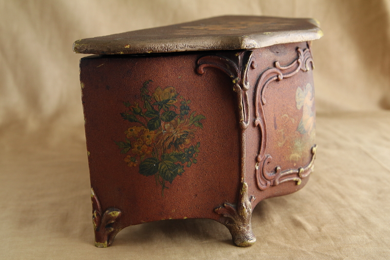 ミニチュア家具のトリンケットボックス　天使　妖精　フランス アンティークストリュフ