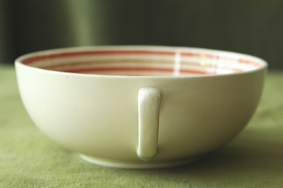 クレヨンライン　スープカップソーサー　ピンク　イギリス　susie cooper アンティークストリュフ