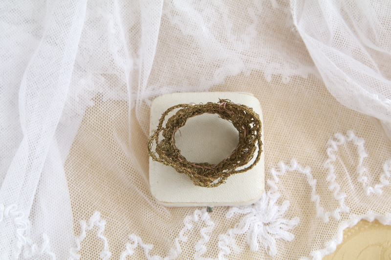 聖母像の冠　錦糸　ペースト　フランス　アンティークストリュフ