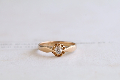 オールドマインカットダイヤモンド　ソリテールリング　エンゲージリング　婚約指輪　イギリス アンティークストリュフ