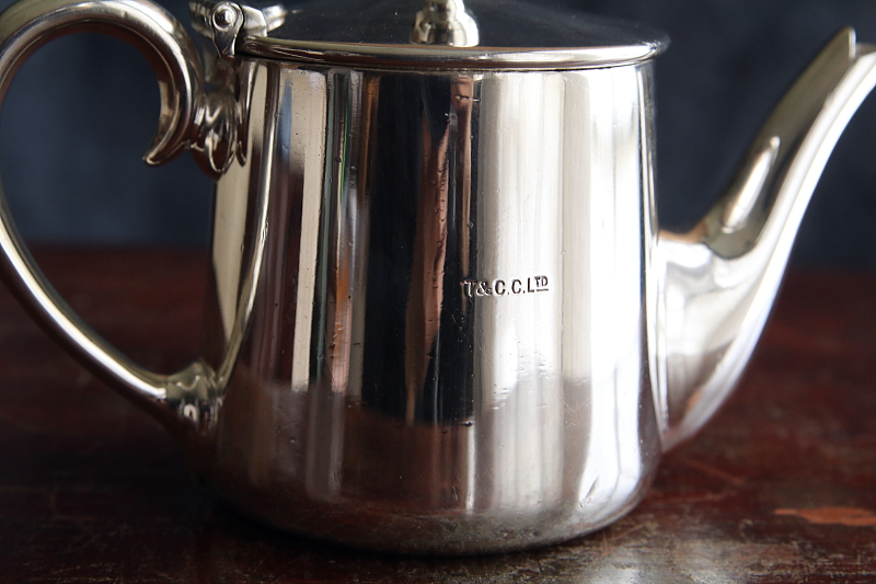 レストランウェア　ハーフパイントティポット　gladwin cooper brothers イギリス アンティークストリュフ