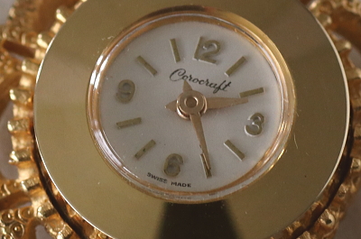 リボンのエナメルウォッチブローチ　corocraft アメリカ　イギリス　アンティークストリュフ