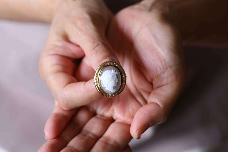 ヴィクトリアンシェルカメオ　神々の肖像　イギリス