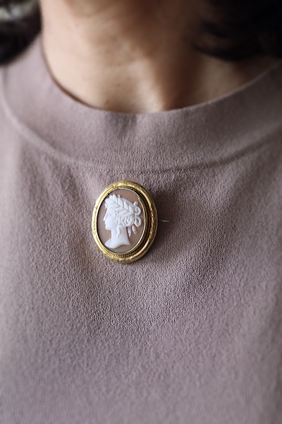 ヴィクトリアンシェルカメオ　神々の肖像　イギリス