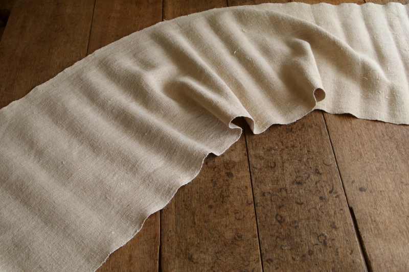 ホームスパンハンガリアンヘンプロール　ハンガリー　アンティークストリュフ