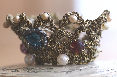 聖母マリア像のレースの冠　フランス　アンティークストリュフ