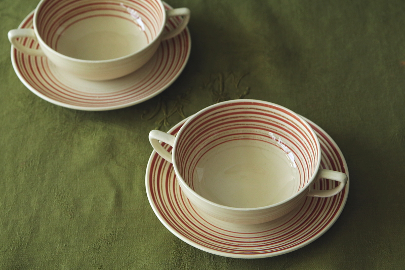 クレヨンライン　スープカップソーサー　ピンク　イギリス　susie cooper アンティークストリュフ