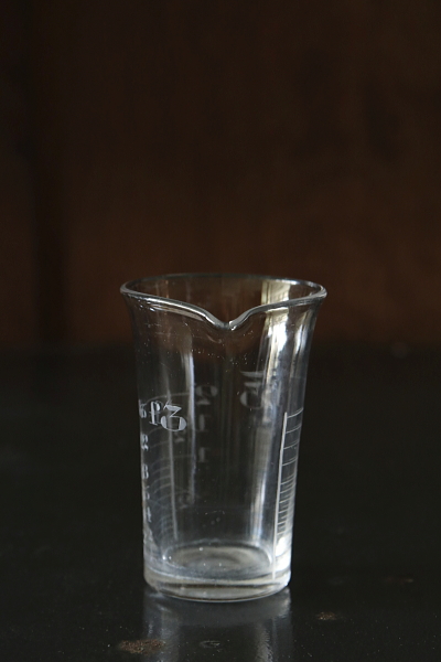 メジャーグラス　イギリス アンティークストリュフ 20251107