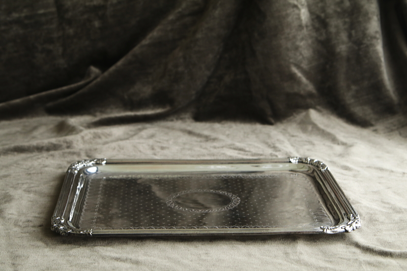 リボンのエングレーヴィングトレイ　フランス アンティークストリュフ