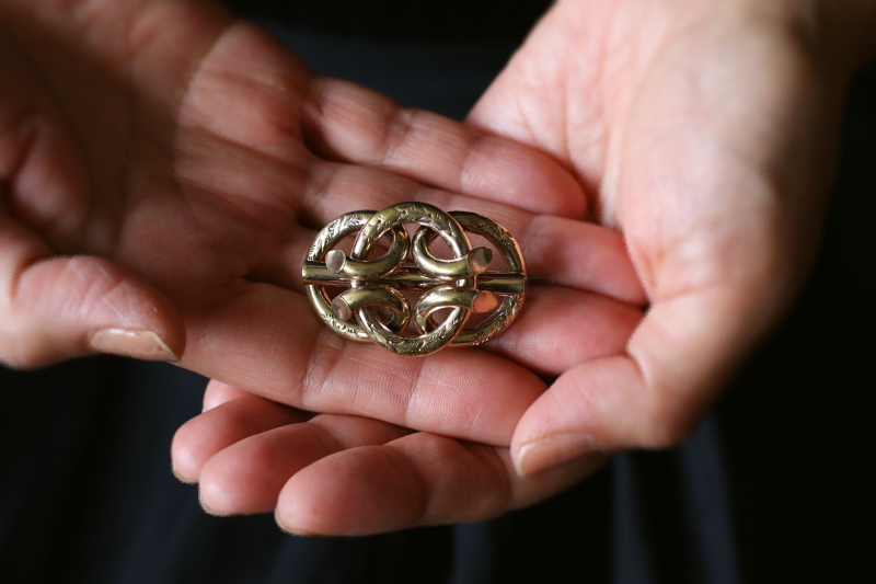 ヴィクトリアンラヴァーズノット　シャトレーン　ブローチ　イギリス　フランス　アンティークストリュフ