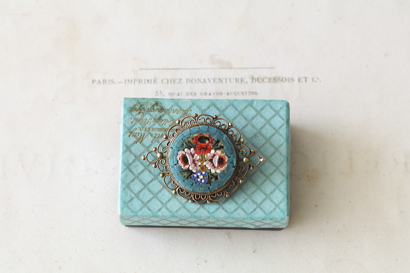 薔薇と勿忘草のマイクロモザイクブローチ　イタリア　アンティークストリュフ