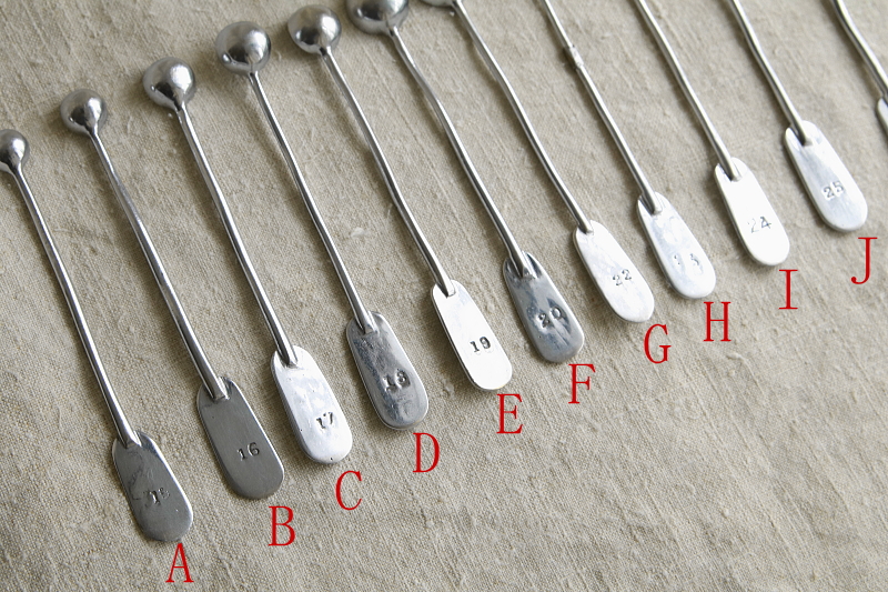 シードメジャースプーン　blake and mackenzie イギリス アンティークストリュフ