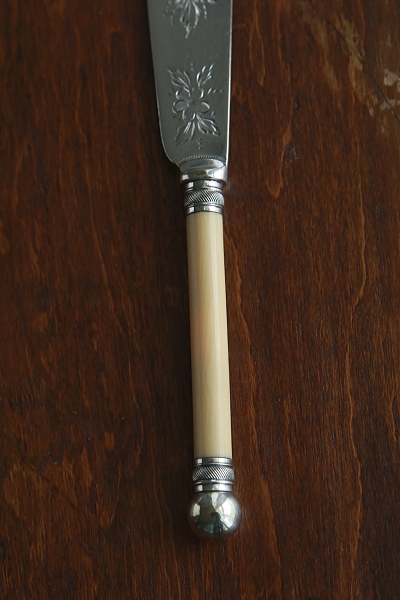 アイボリーハンドル　花の彫刻　JOHN SANDERSON & SON　イギリス　アンティークストリュフ