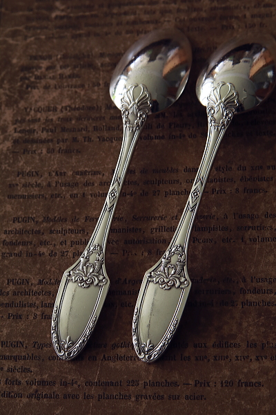 アンピールスタイルのティースプーン　BOULENGER　フランス　ブーランジェ　アンティークストリュフ