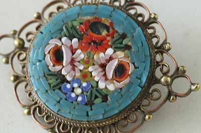 薔薇と勿忘草のマイクロモザイクブローチ　イタリア　アンティークストリュフ