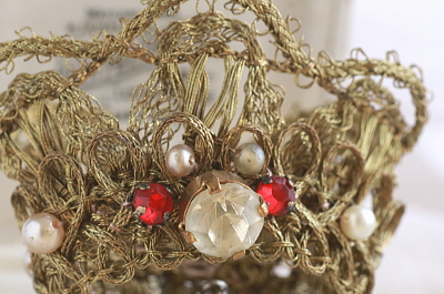 聖母像の冠　錦糸　ペースト　フランス　アンティークストリュフ