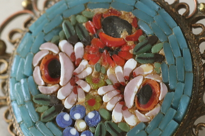 薔薇と勿忘草のマイクロモザイクブローチ　イタリア　アンティークストリュフ