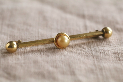 デッドストックピンブローチ　フランス　アンティークストリュフ