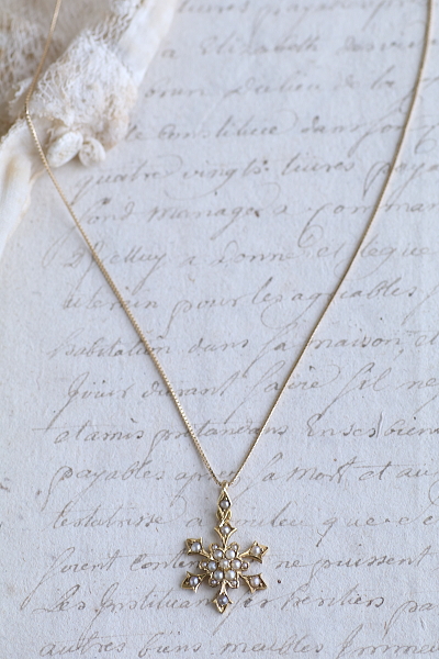 シードパール　立花のゴールドペンダント　アンティークジュエリー　イギリス　アンティークストリュフ 20251210