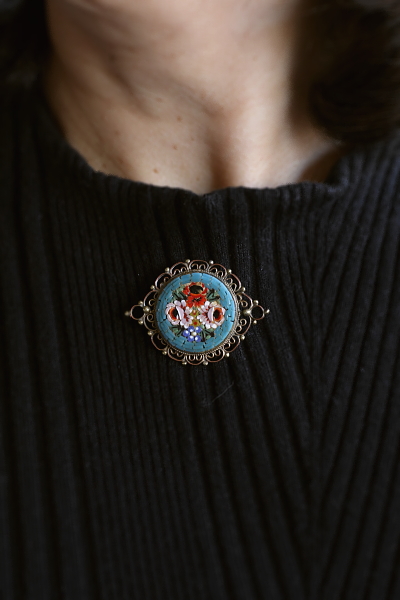 薔薇と勿忘草のマイクロモザイクブローチ　イタリア　アンティークストリュフ