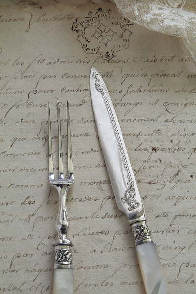 マザーオブパールハンドルデザートナイフ＆フォーク　イギリス　アンティークストリュフ