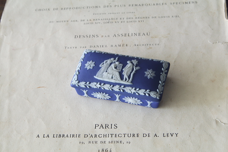 ジャスパーウェアのマッチボックス　wedewood ウェッジウッド　イギリス　アンティークストリュフ