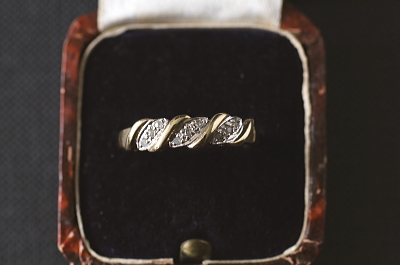 ダイヤモンドストライプリング　イギリス　アンティークストリュフ