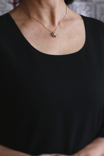 ローズカットダイヤモンド　ベルメイユペンダント　アンティークジュエリー　イギリス　アンティークストリュフ 20251210