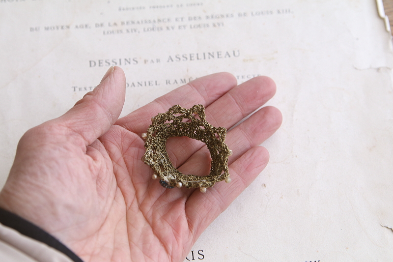 聖母マリア像のレースの冠　フランス　アンティークストリュフ