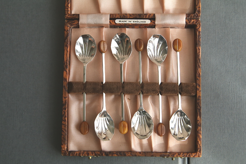 コーヒービーンズスプーンセット　イギリス アンティークストリュフ