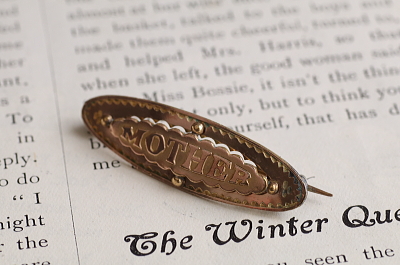 MOTHER AND BABY ブローチ　ヴィクトリアン　イギリス アンティークストリュフ