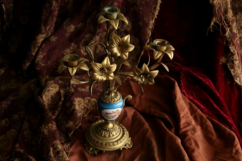 天使のブロンズキャンディラブラ　フランス アンティークストリュフ