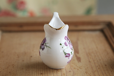 スミレのミニチュア陶器　hammersley イギリス アンティークストリュフ