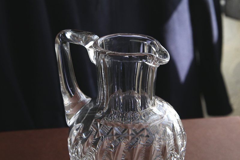カットクリスタルジャグ　ヴィクトリアン　イギリス　アンティークストリュフ