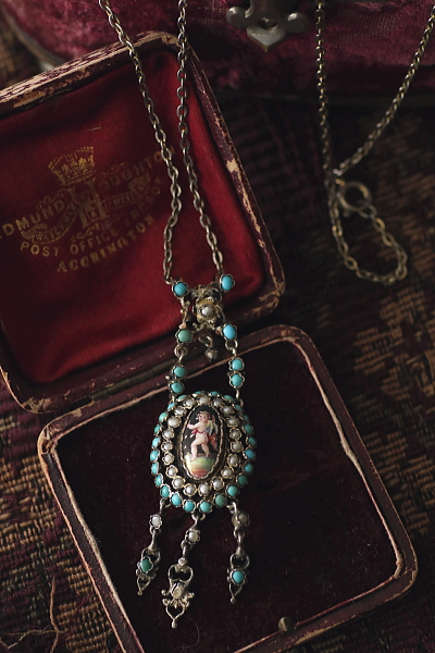 天子のエナメルミニアチュール　ターコイズアンドパール　シルバーペンダント　ヨーロッパ　アンティークストリュフ 20260128