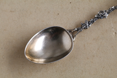 人頭竜のシルバーティースプーン　イタリア　アンティークストリュフ