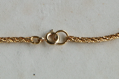 ゴールドトーンメタル　ロープチェーンネックレス　結び目　アンティークストリュフ