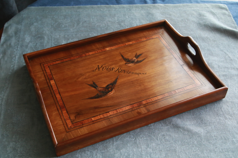 ツバメのオリーブウッドトレイ　フランス　アンティークストリュフ