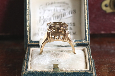 レクタングルスモーキークォーツリング　水晶　イギリス　アンティークストリュフ