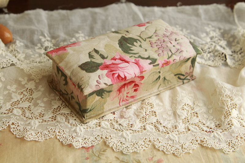 小さな薔薇のカルトナージュ　falcon works イギリス