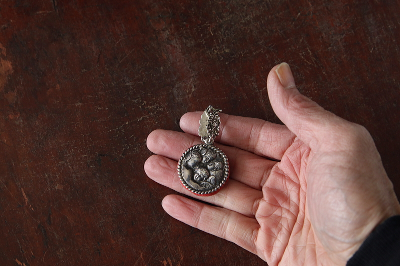 エンジェルヘッズ　シルバーピンクッション　ジョシュア・レイノルズ　アンティークストリュフ