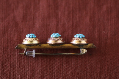 ヴィクトリアンターコイズバーブローチ　イギリス　アンティークストリュフ