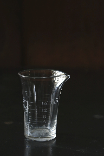 メジャーグラス　イギリス アンティークストリュフ 20251107