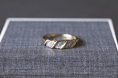 �A���e�B�[�N���C���O���X�@�N�����b�g�@�����@�G���O���[���B���O�@�C�M���X