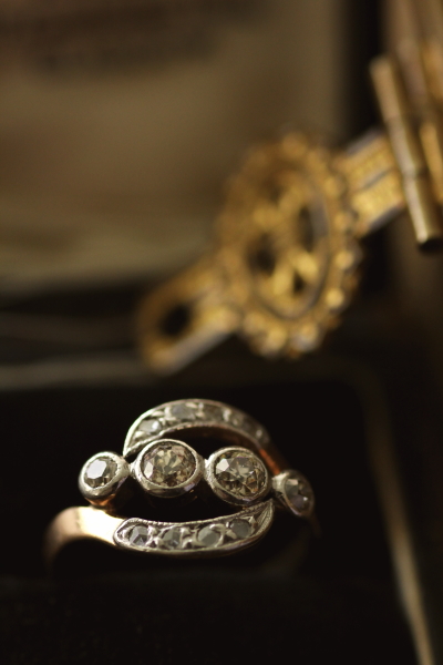 オールドヨーロピアンカットダイヤモンドリング　アンティークジュエリー　K18ゴールド　フランス