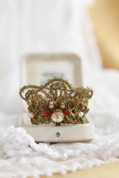 聖母像の冠　錦糸　ペースト　フランス　アンティークストリュフ 20250619