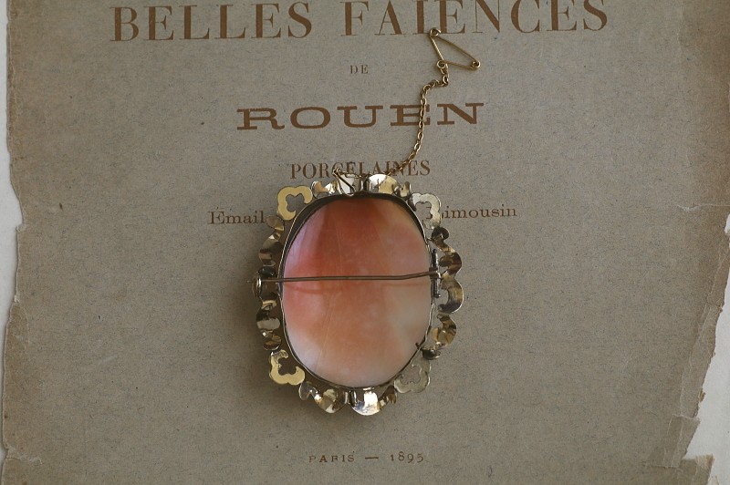 大天使のシェルカメオブローチ　ガブリエル　ヴィクトリアン　イギリス　アンティークストリュフ