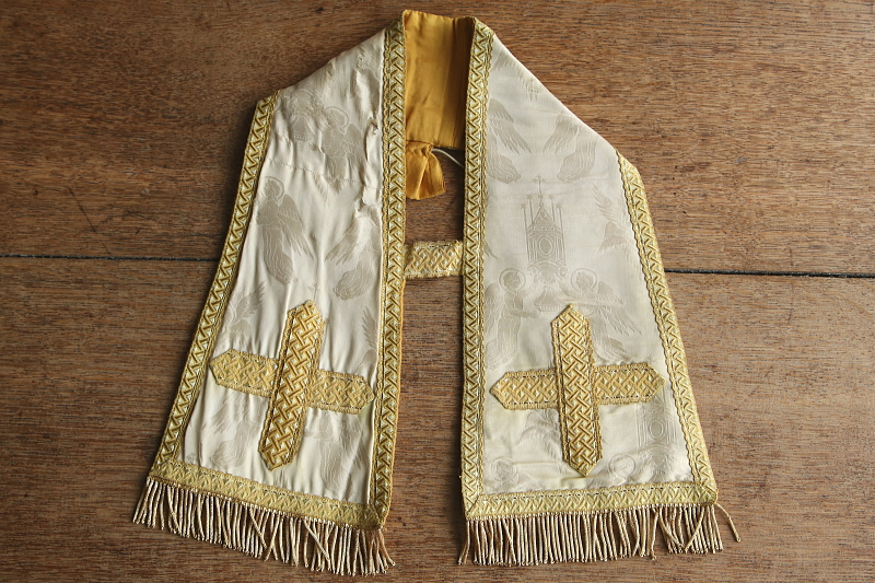 天子のシルクダマスクの聖衣　フランス アンティークストリュフ 20251224