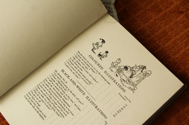 アンティークブック　児童書 peggyandjoan appleton cradoc イギリス　アップルトン