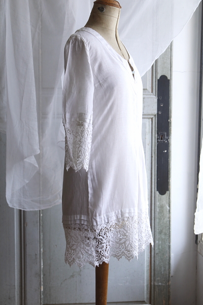 レースエッジリネンチュニック　イタリア　アンティークストリュフ